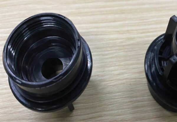 SP Nhựa Từ Khuôn Ép 2